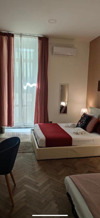 Domus Luigi Leone Ii Bed & Breakfast Napels