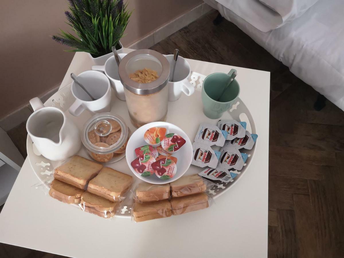 Domus Luigi Leone Ii Bed & Breakfast Napels