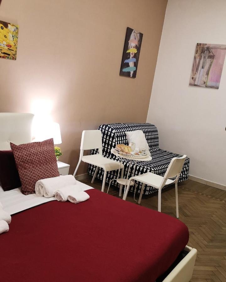 Couette-café Domus Luigi Leone Ii *