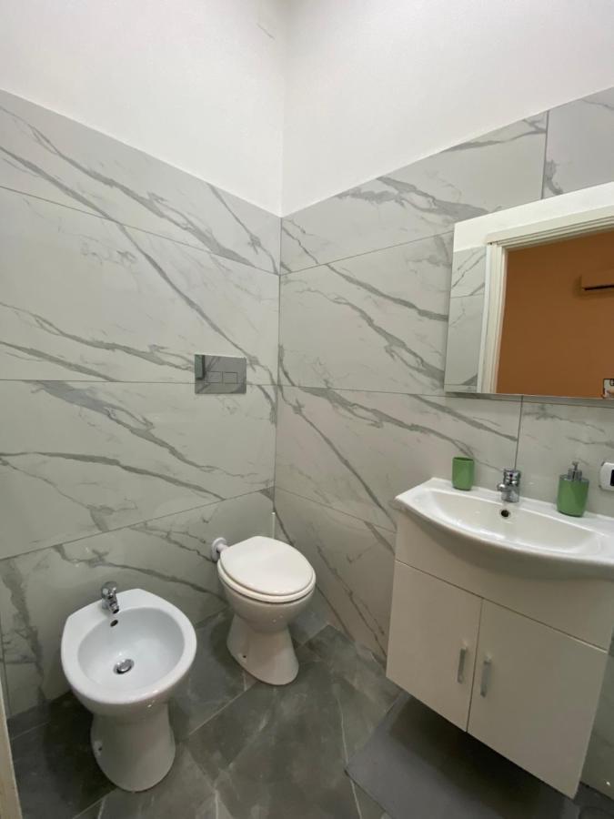 Domus Luigi Leone Ii * Napoli