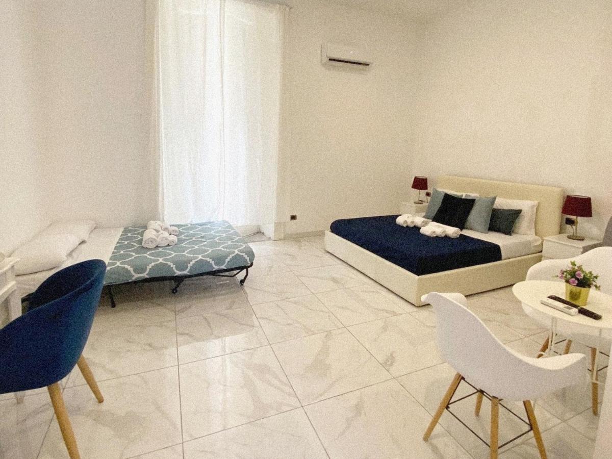 Domus Luigi Leone Ii * Napoli